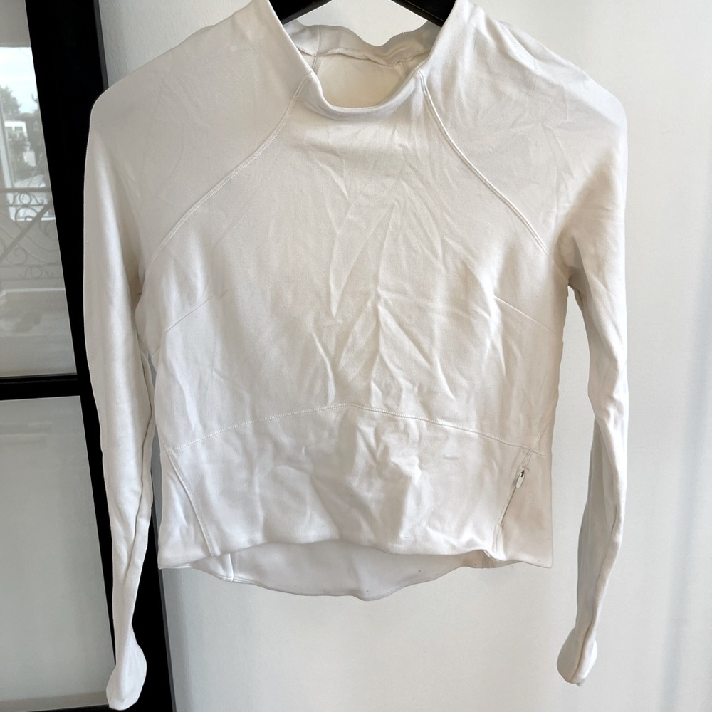Lululemon cropped long sleeve